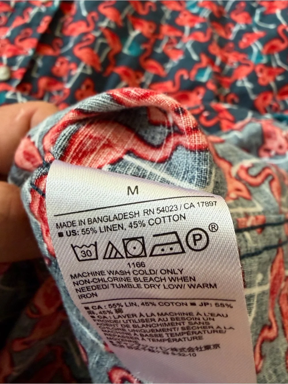 Banana Republic linen cotton blend short sleeve button down flamingos size M